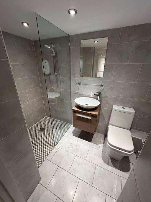 Spacious Central 2Bed Apartment Wilmslow Ngoại thất bức ảnh